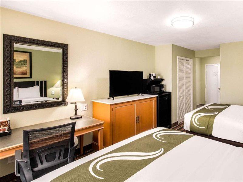 Quality Inn & Suites Plano East - Richardson Exteriér fotografie