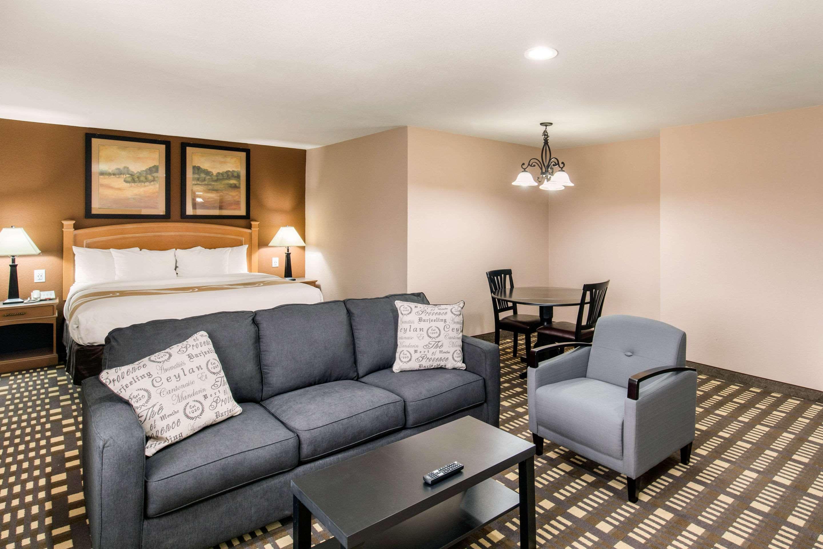 Quality Inn & Suites Plano East - Richardson Exteriér fotografie