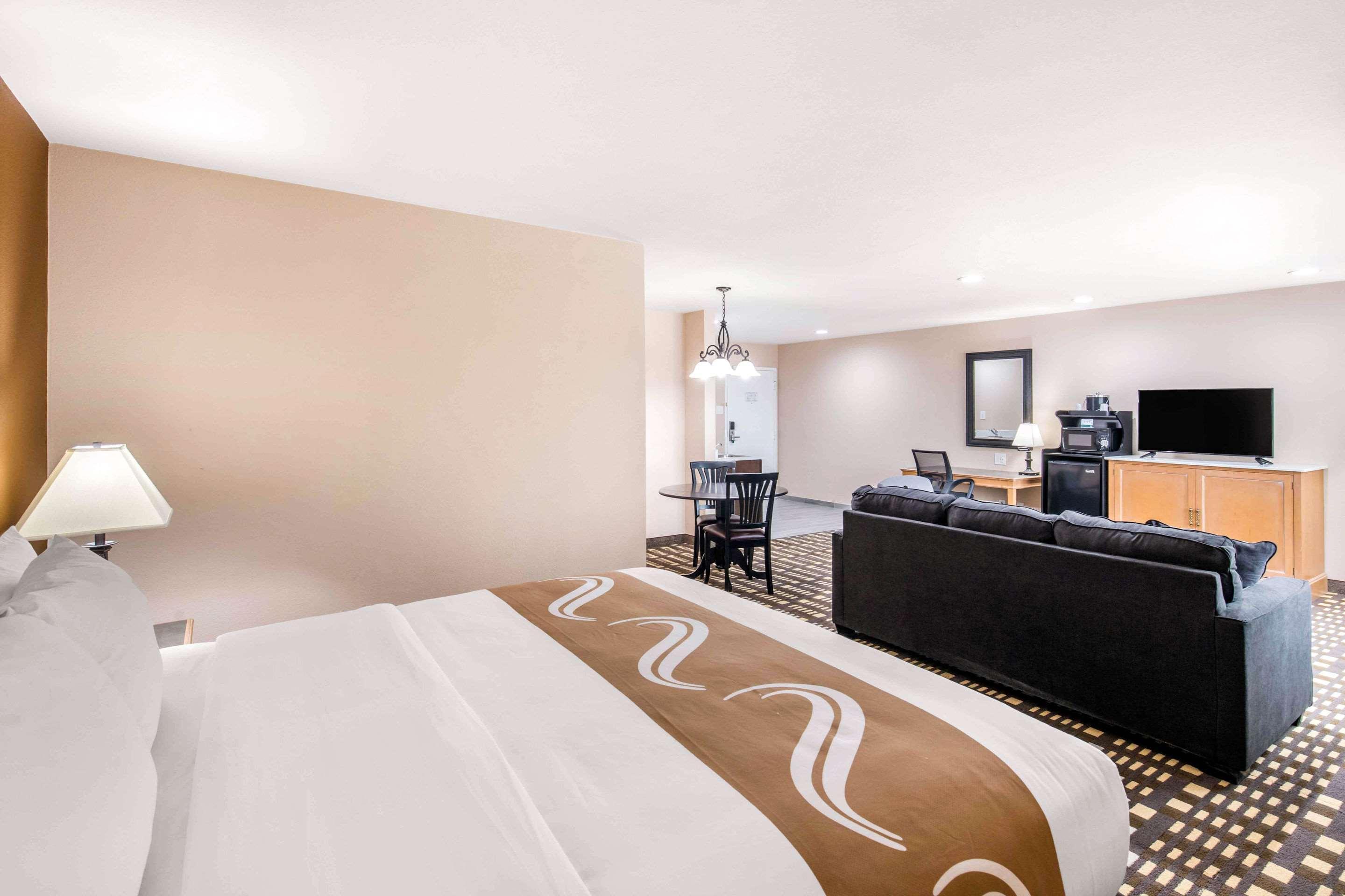 Quality Inn & Suites Plano East - Richardson Exteriér fotografie
