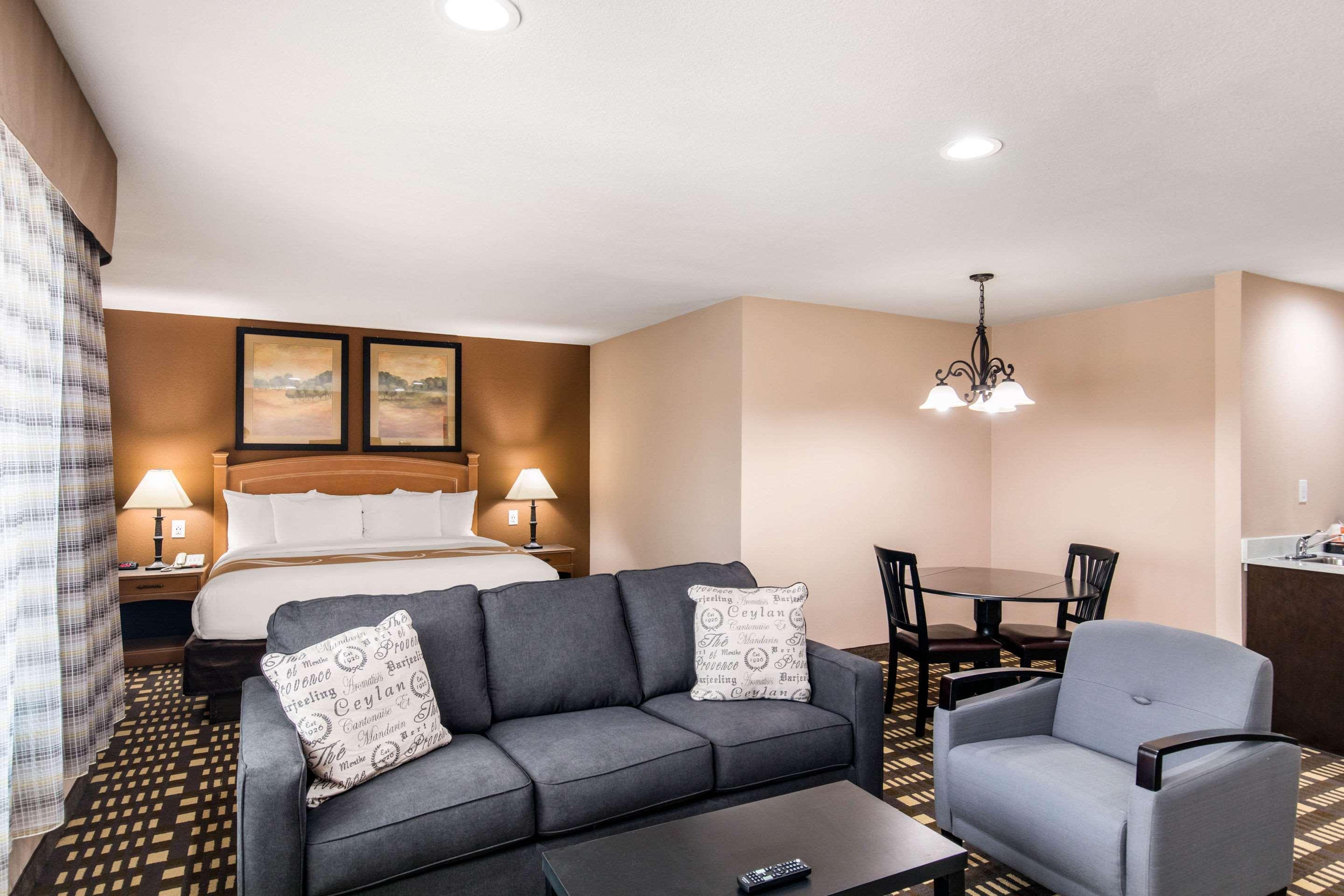 Quality Inn & Suites Plano East - Richardson Exteriér fotografie